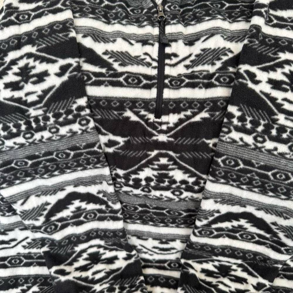 Eddie Bauer Black and White Patterned Jacket
